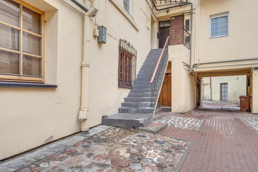 Spacious 2-Bedroom Flat In Old Town By Urban Rent VNO Kültér fotó