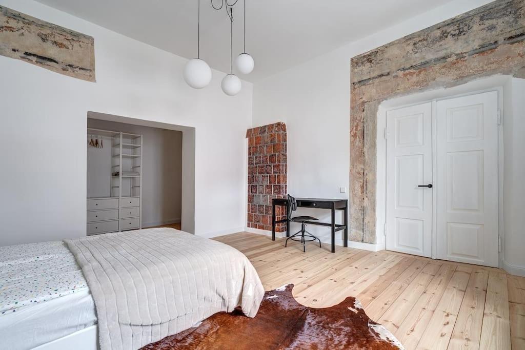 Spacious 2-Bedroom Flat In Old Town By Urban Rent VNO Kültér fotó