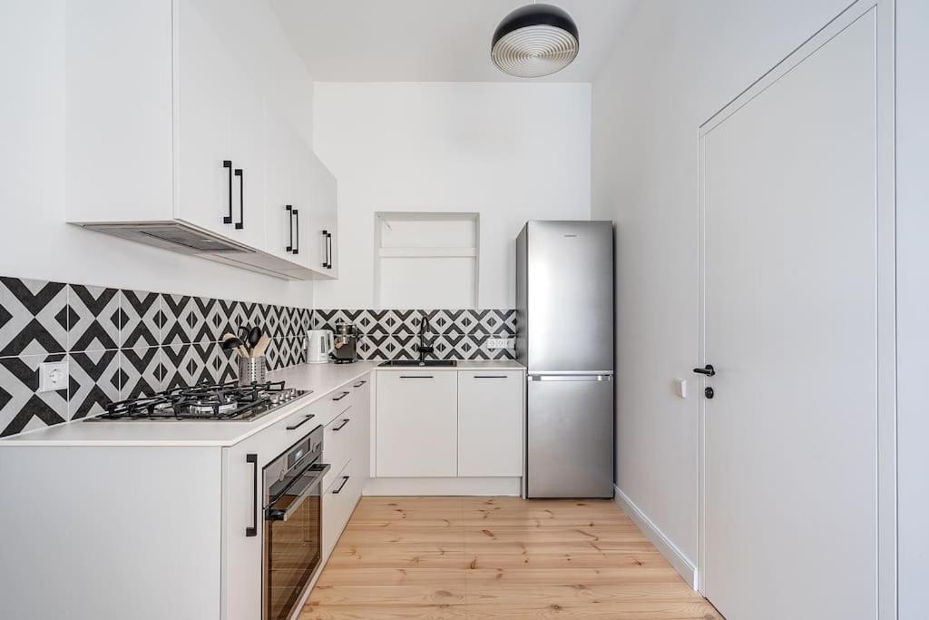Spacious 2-Bedroom Flat In Old Town By Urban Rent VNO Kültér fotó