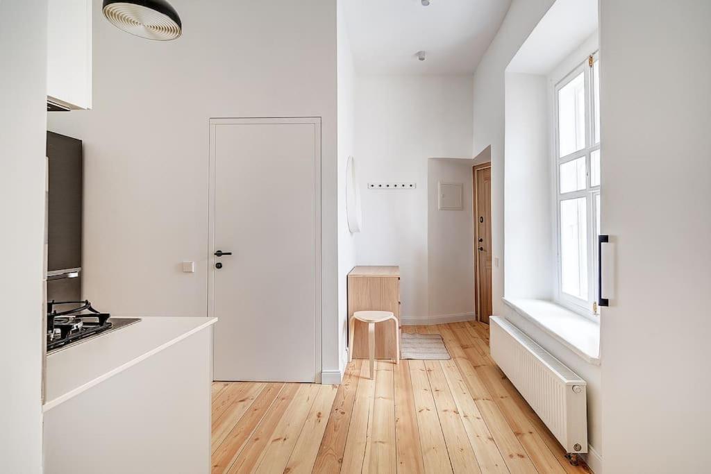 Spacious 2-Bedroom Flat In Old Town By Urban Rent VNO Kültér fotó