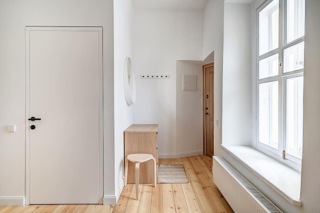 Spacious 2-Bedroom Flat In Old Town By Urban Rent VNO Kültér fotó