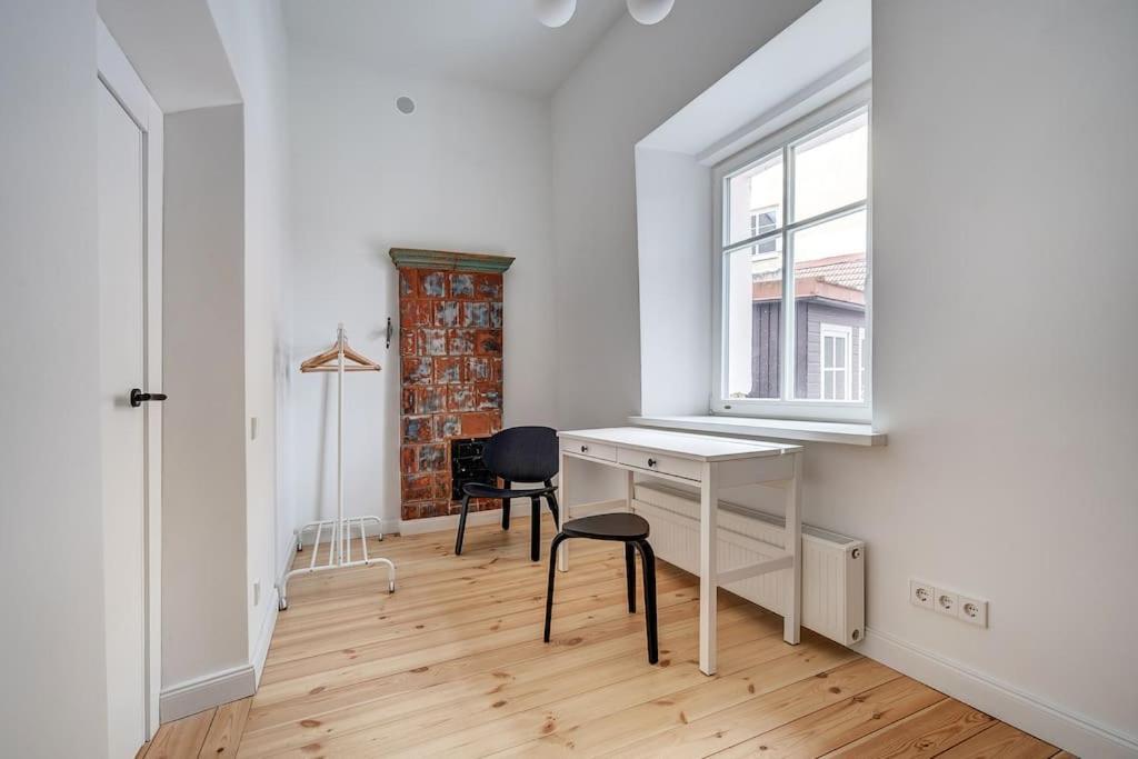 Spacious 2-Bedroom Flat In Old Town By Urban Rent VNO Kültér fotó